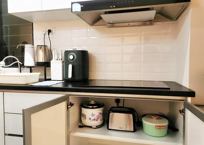 Elegant Armadale Homestay With Pool At Galacity