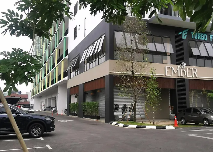 Elegant Armadale Homestay With Pool At Galacity