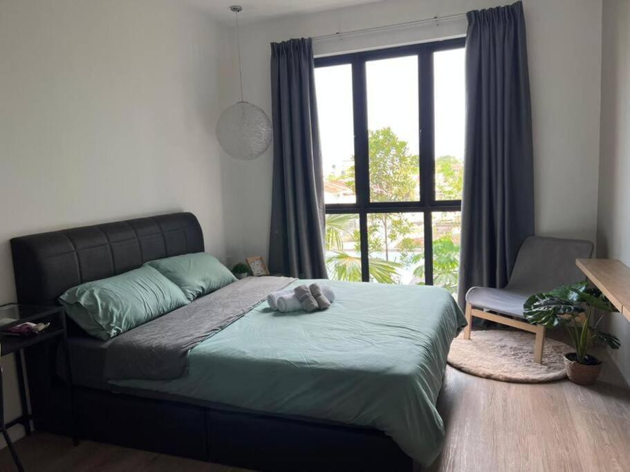 Apartment Elegant Armadale With Pool At Galacity