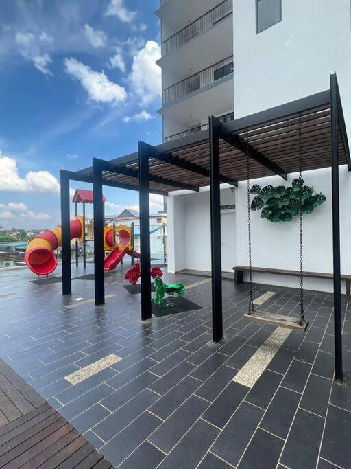 Apartment Elegant Armadale With Pool At Galacity Kuching