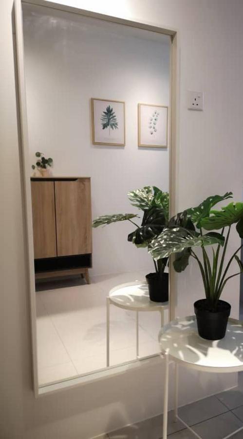 Apartment Elegant Armadale With Pool At Galacity *
