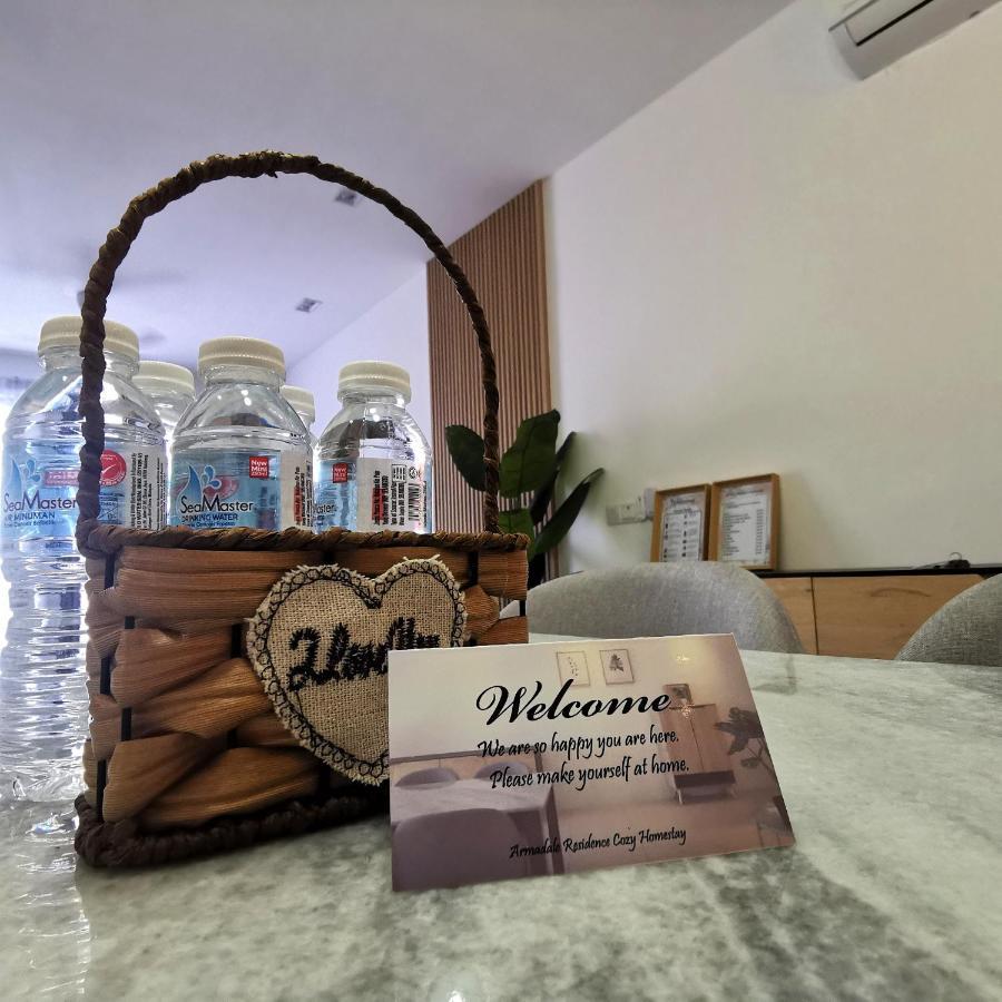 Apartment Elegant Armadale With Pool At Galacity