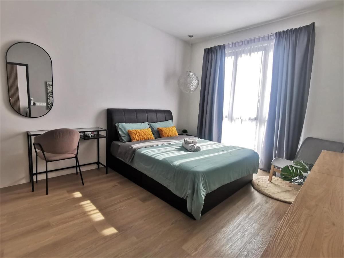 Apartment Elegant Armadale With Pool At Galacity *